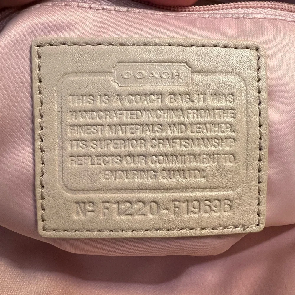 Coach 2012 Laura Embossed Monogram C Snakeskin Leather Tote Bag F19696